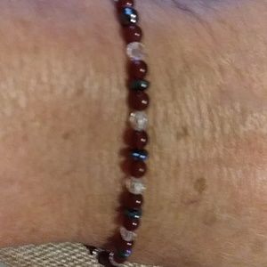 99.9-SILVER/GARNET/HEMATITE &(REAL SWAROVSKI CRYSTALS BRACELET. (B-89015)